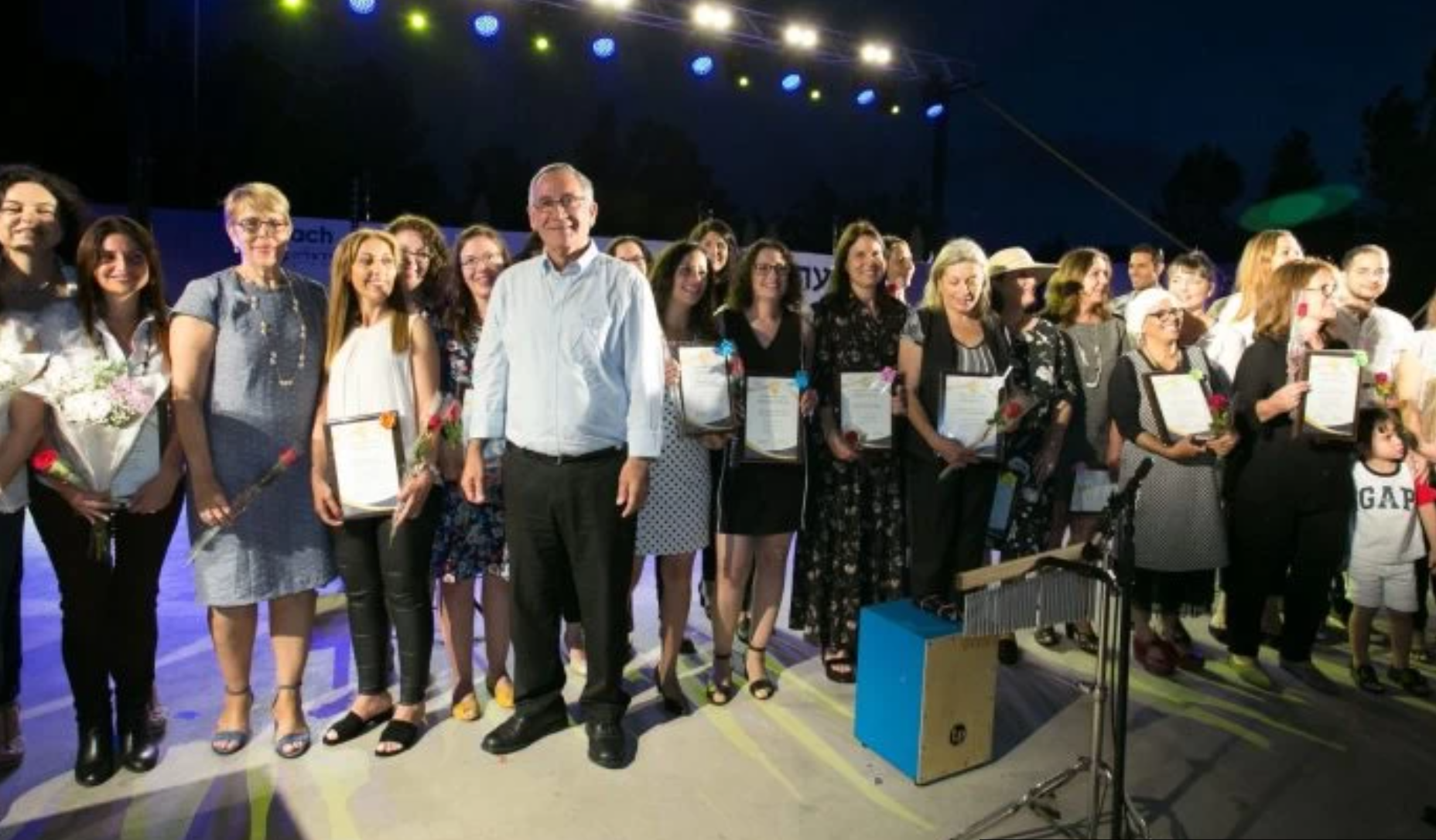 כתבה בצומת השרון - 50 אנשי החינוך המצטיינים של הרצליה
